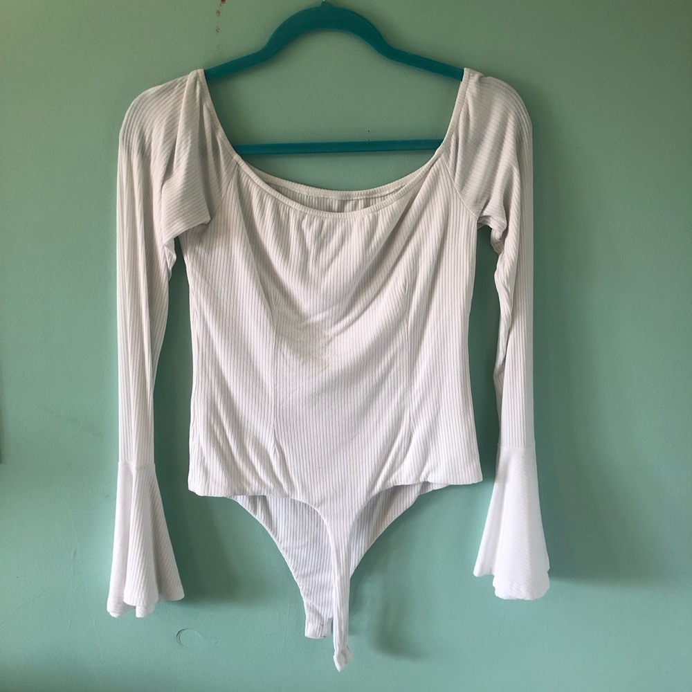 Privacy Please White Long Flare Sleeve Bodysuit - Picture 5 of 5